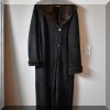 H21. Ladies' coat. 